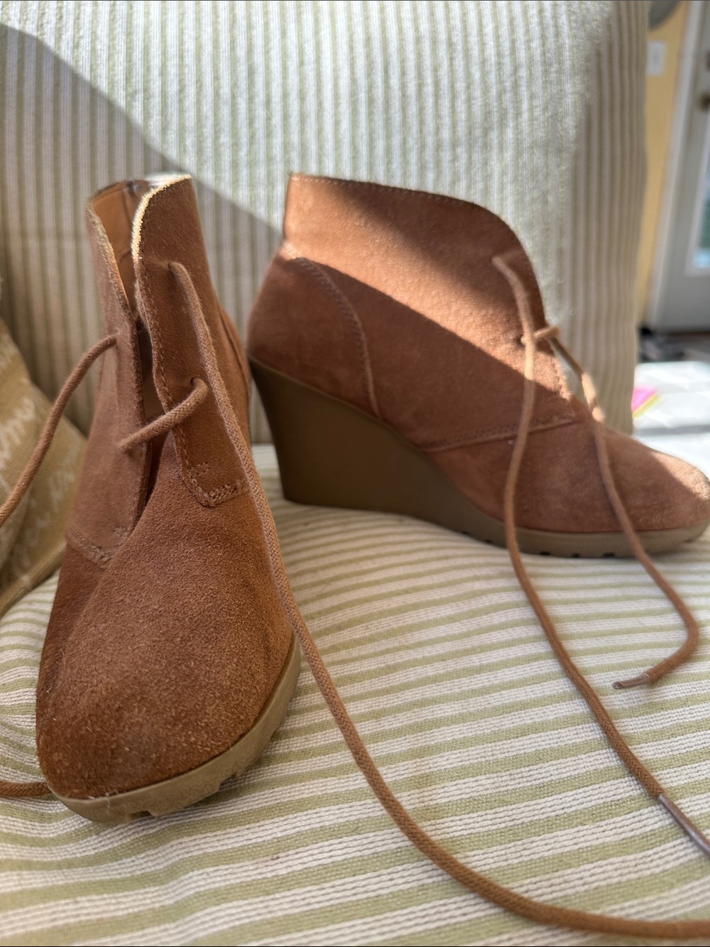 White Mountain Chestnut Suede Lace-Up Wedge Ankle Boots